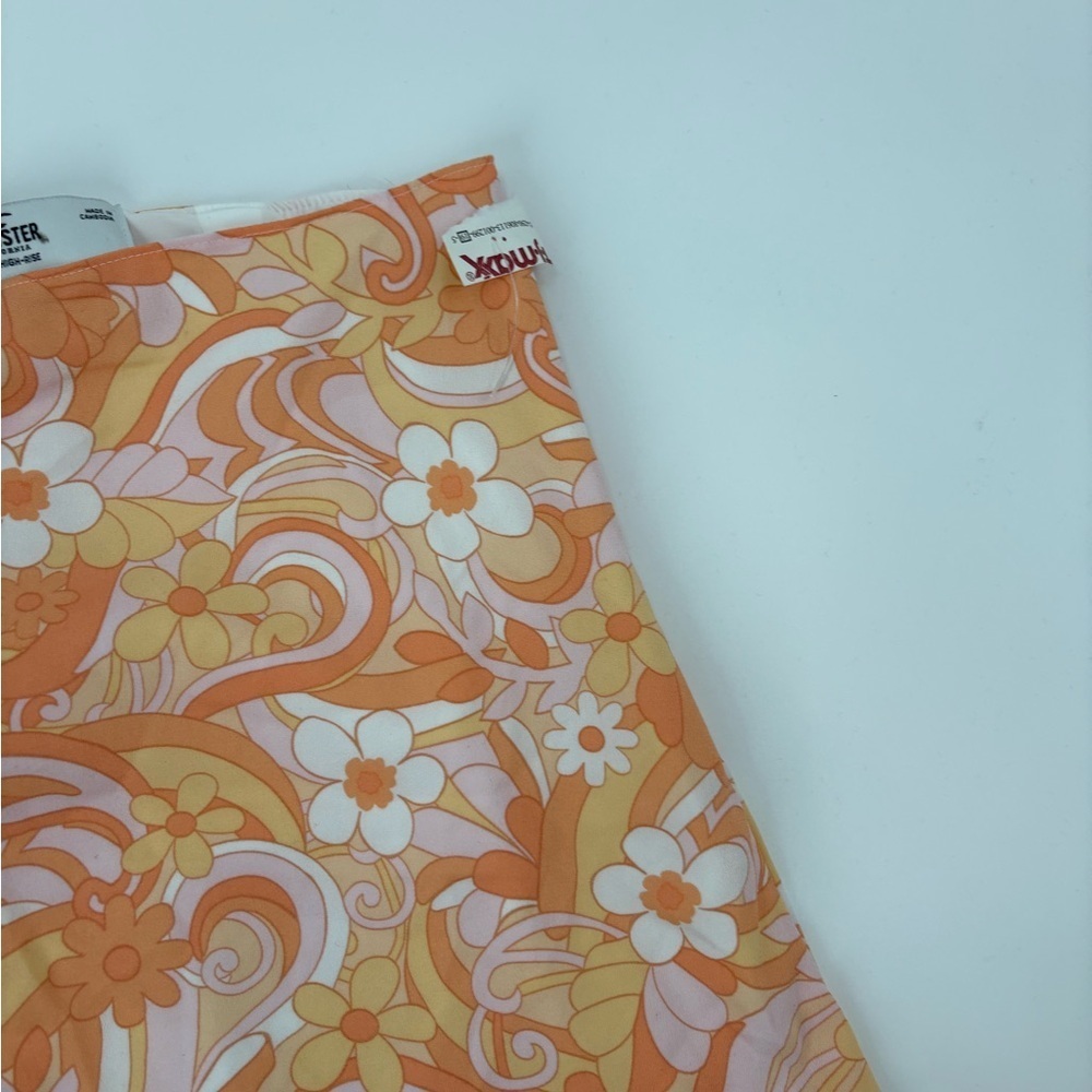 Hollister Women's Lined orange boho 70s Ultra High Rise Floral Mini Skirt small - Picture 5 of 14
